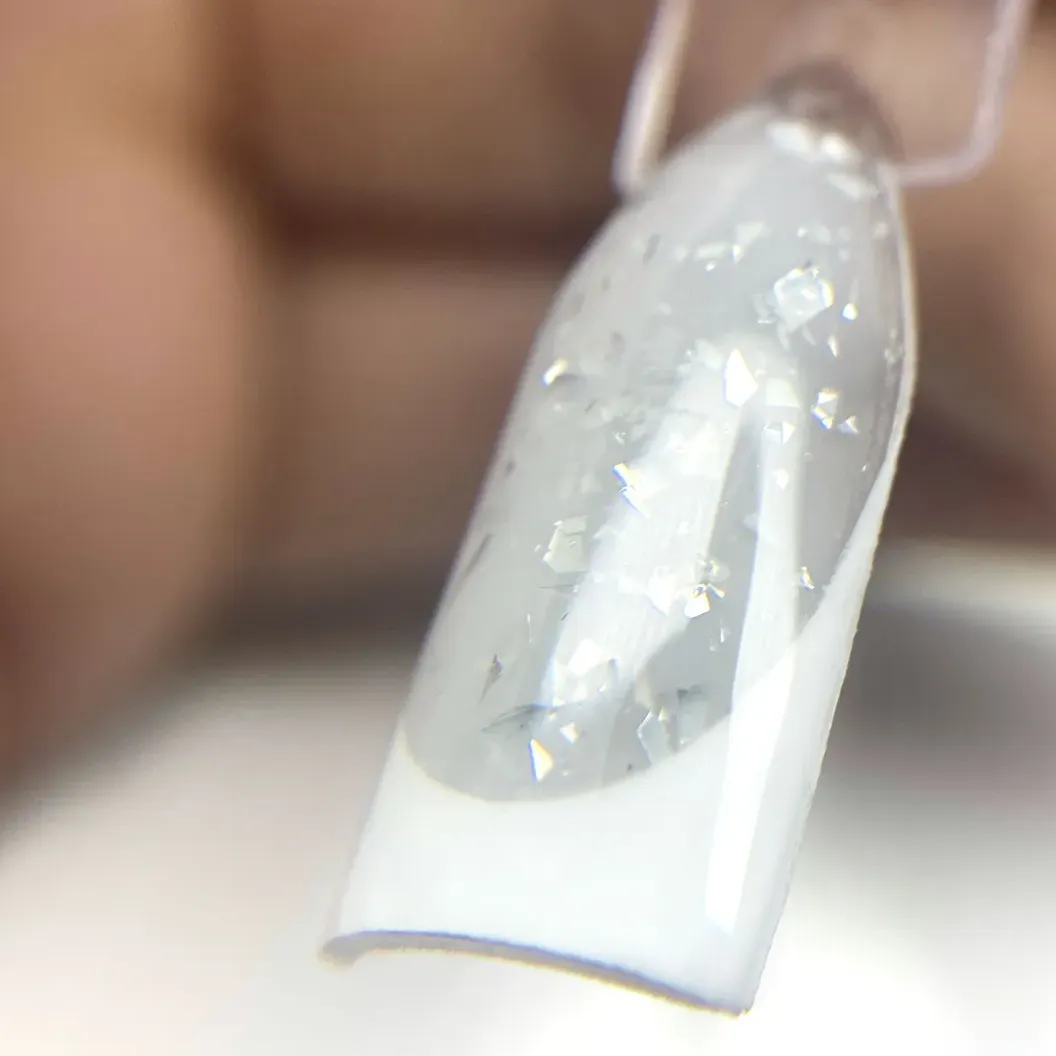 Hard gel, built thin by Maria
